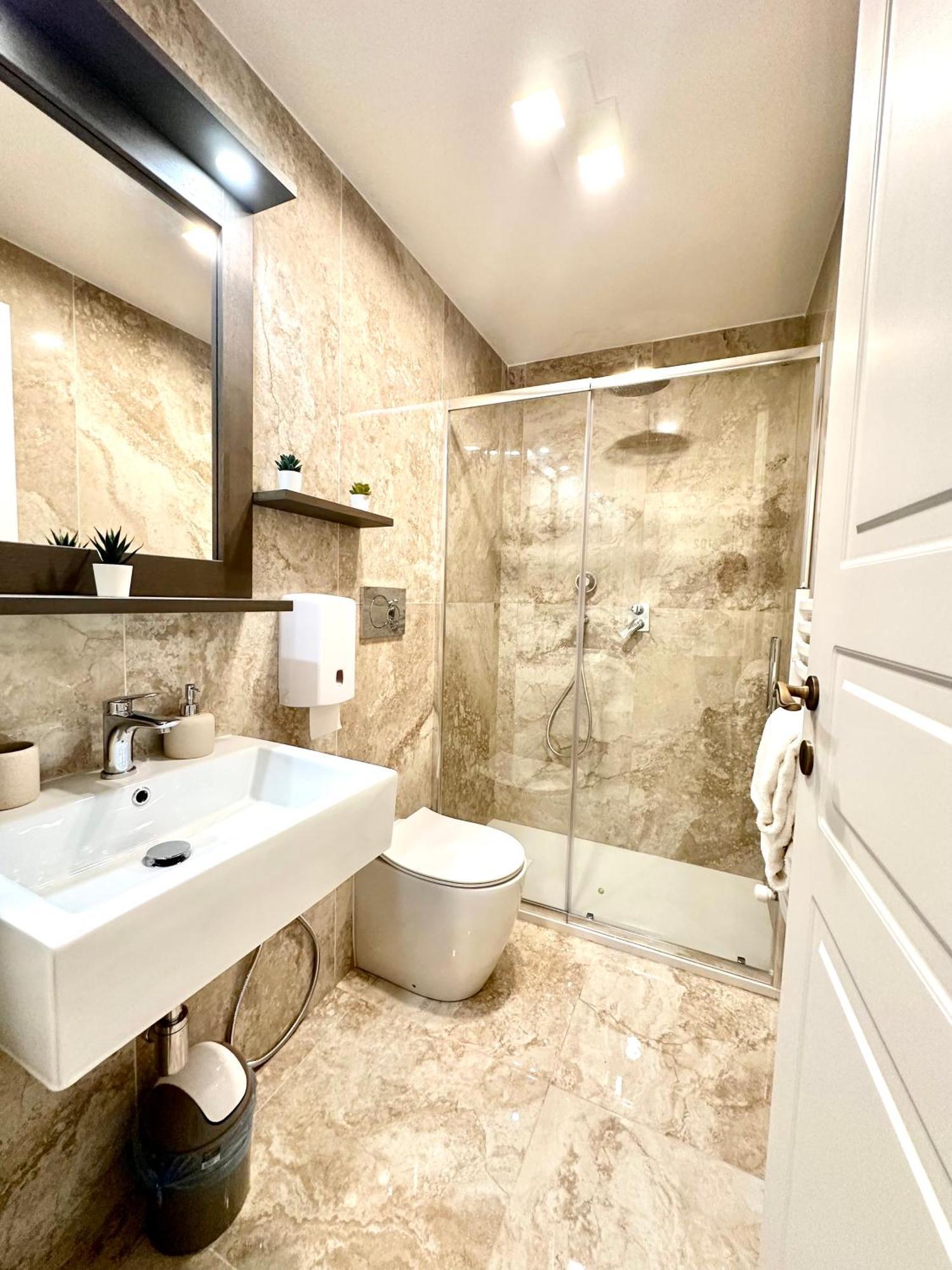 Cles De Florence Luaran gambar